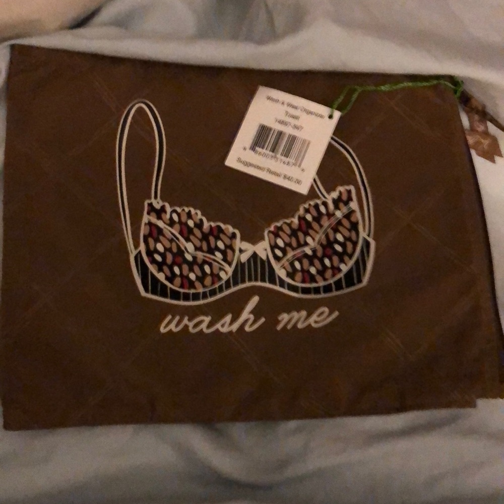 Vera Bradley Wash & Wear Organizer.